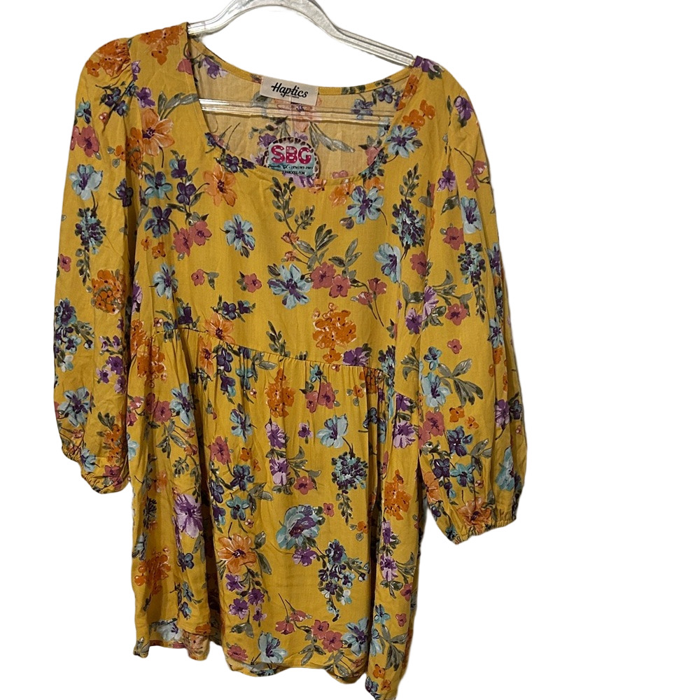 🐾Haptics Women's Floral Blouse in  Mira Yellow size M NWT